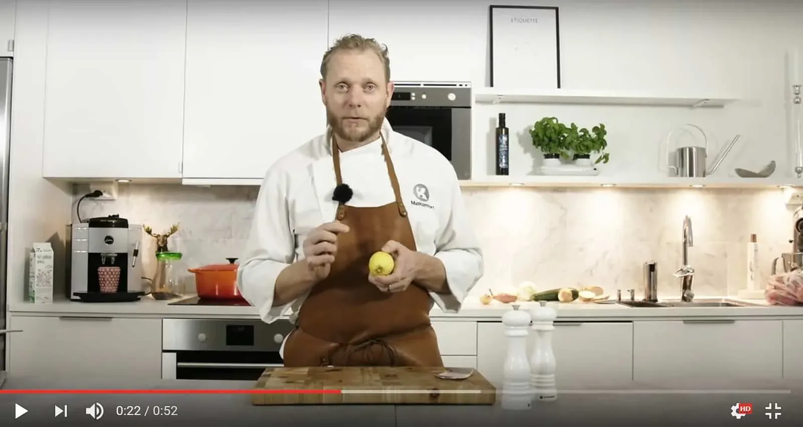 Lär dig skära citronklyftor Citronzest - Filmtips hur du river citron Skära citronklyftor